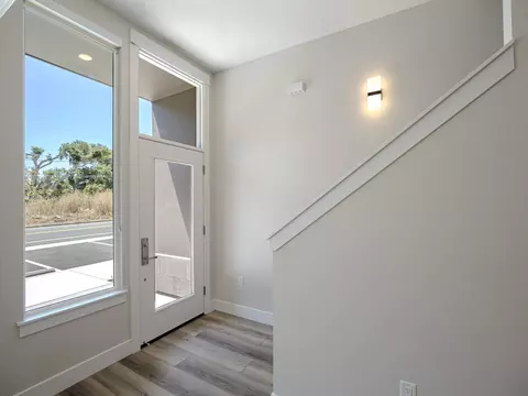 Entry Way - 101 Aptos Village Way 2, Aptos, CA 95003 photo 2 of 4