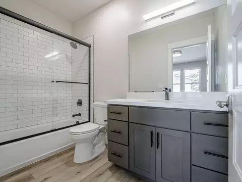 Bath - 101 Aptos Village Way 2, Aptos, CA 95003 photo 4 of 4