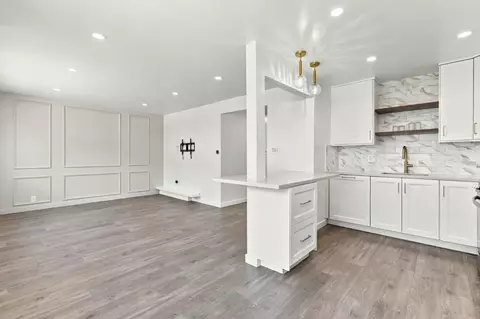 Living - 618 Peralta Ave, San Francisco, CA 94110 photo 5 of 6