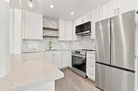 Kitchen - 618 Peralta Ave, San Francisco, CA 94110 photo 3 of 6