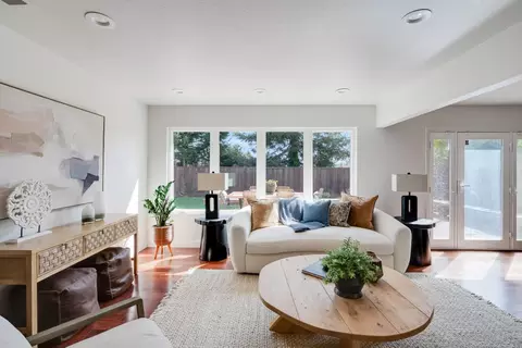 Living - 4492 Ranchero Dr, Soquel, CA 95073 photo 4 of 5