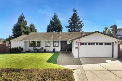 Exterior - 4492 Ranchero Dr, Soquel, CA 95073 photo 3 of 10