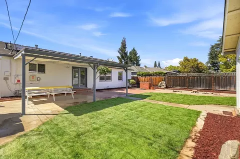 Exterior - 7380 Carmel St, Gilroy, CA 95020 photo 6 of 12