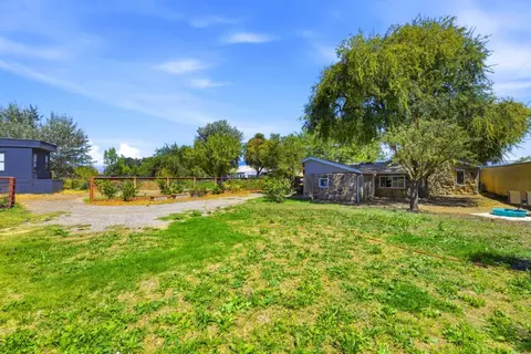 Exterior - 10095 Monterey Rd, Gilroy, CA 95020 photo 13 of 13