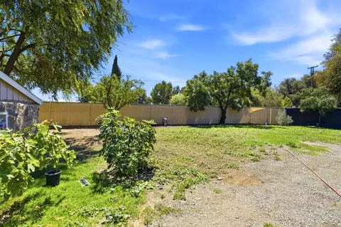 Exterior - 10095 Monterey Rd, Gilroy, CA 95020 photo 11 of 13