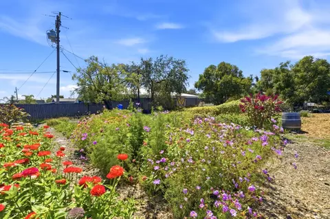 View/Area - 10095 Monterey Rd, Gilroy, CA 95020 photo 1 of 4