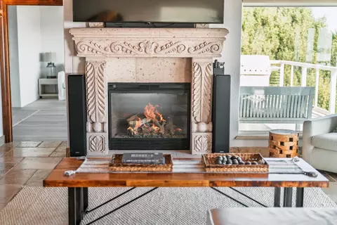 Living - 106 Mar Vista Dr, Aptos, CA 95003 photo 4 of 6