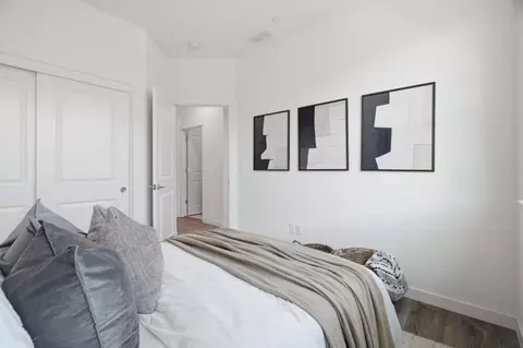 Bedroom - 320 Circuit Way, Mountain View, CA 94043 photo 7 of 12