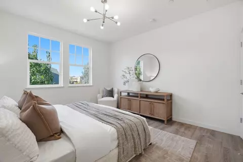 Bedroom - 320 Circuit Way, Mountain View, CA 94043 photo 11 of 12