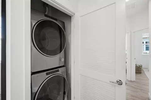 Other - 320 Circuit Way, Mountain View, CA 94043 photo 7 of 10