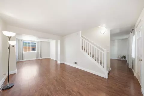 Living - 815 Daniels Ave, Vallejo, CA 94590 photo 1 of 9
