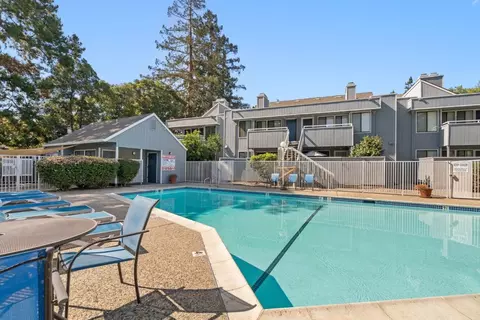 964 La Barbera Dr, San Jose, CA 95126