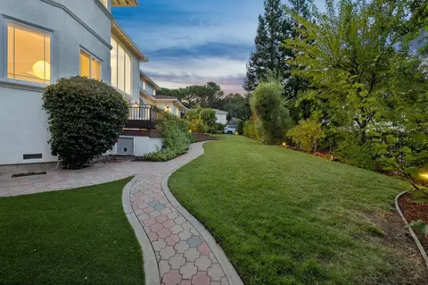 Exterior - 10905 Miramonte Rd, Cupertino, CA 95014 photo 12 of 15
