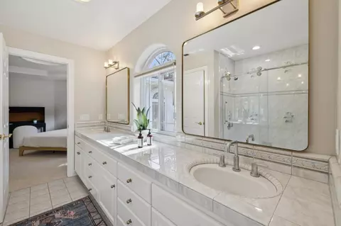 Bath - 10905 Miramonte Rd, Cupertino, CA 95014 photo 4 of 4