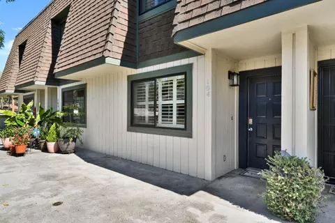 870 Fremont St 104, Santa Clara, CA 95050