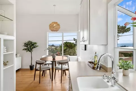 Dining - 671 Beaumont Blvd, Pacifica, CA 94044 photo 5 of 5
