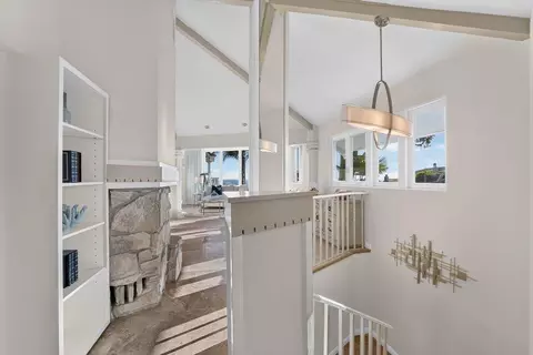 Entry Way - 433 Seaview Dr, Aptos, CA 95003 photo 3 of 5