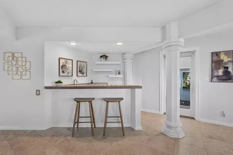 Entry Way - 433 Seaview Dr, Aptos, CA 95003 photo 5 of 5