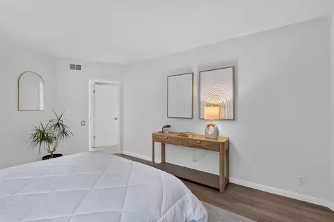 Bedroom - 433 Seaview Dr, Aptos, CA 95003 photo 8 of 8