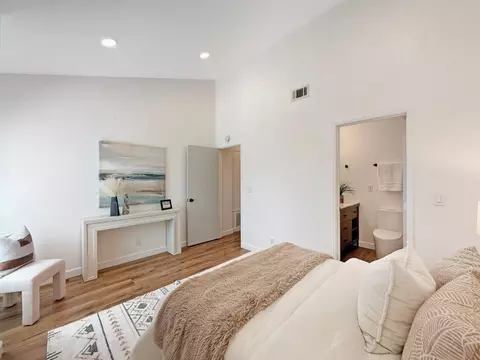 Bedroom - 236 W Rincon Ave P, Campbell, CA 95008 photo 2 of 7