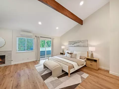 Bedroom - 236 W Rincon Ave P, Campbell, CA 95008 photo 4 of 7