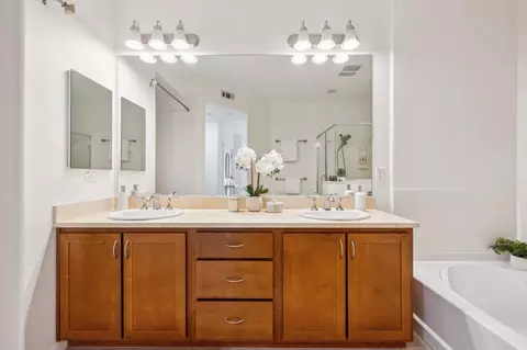 Bath - 1388 Broadway 483, Millbrae, CA 94030 photo 2 of 4