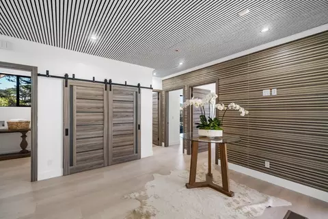 Entry Way - 155 Reef Point Rd, Moss Beach, CA 94038 photo 2 of 2