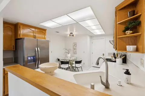 Kitchen - 2118 Cuesta Dr, Milpitas, CA 95035 photo 3 of 9