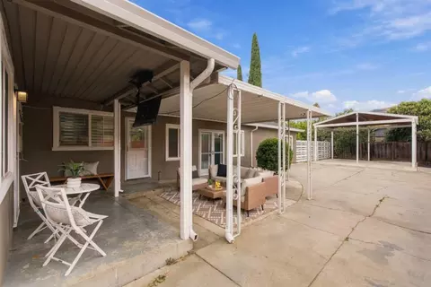 Exterior - 242 Laumer Ave, San Jose, CA 95127 photo 6 of 10