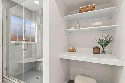 Bath - 242 Laumer Ave, San Jose, CA 95127 photo 3 of 5