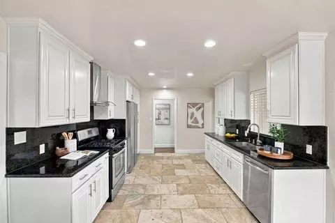 Kitchen - 242 Laumer Ave, San Jose, CA 95127 photo 1 of 4