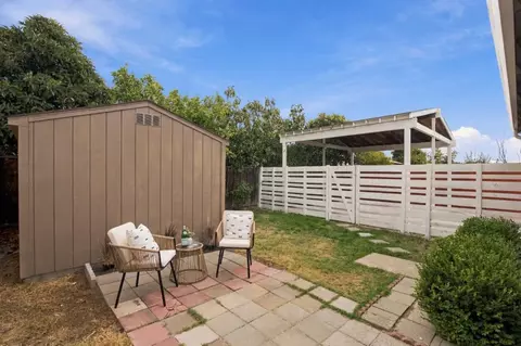 Exterior - 242 Laumer Ave, San Jose, CA 95127 photo 8 of 10