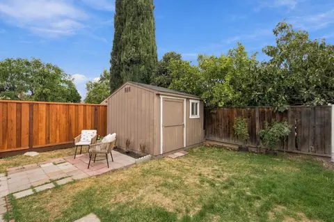 Exterior - 242 Laumer Ave, San Jose, CA 95127 photo 7 of 10