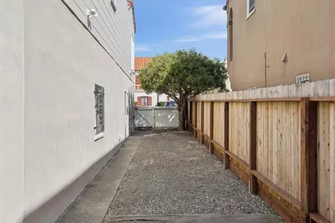 Exterior - 3075 26th Ave, San Francisco, CA 94132 photo 2 of 5