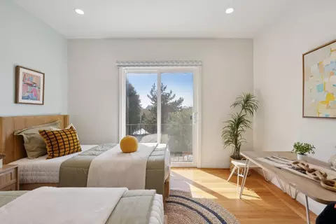 Bedroom - 3075 26th Ave, San Francisco, CA 94132 photo 4 of 5