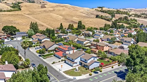 View/Area - 674 Canterbury Pl, Milpitas, CA 95035 photo 9 of 13