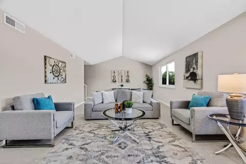 Living - 674 Canterbury Pl, Milpitas, CA 95035 photo 5 of 6