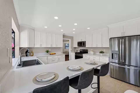 Kitchen - 674 Canterbury Pl, Milpitas, CA 95035 photo 3 of 4