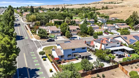 View/Area - 674 Canterbury Pl, Milpitas, CA 95035 photo 7 of 13
