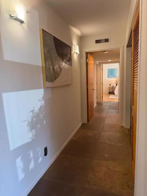 Entry Way - 350 6th Ave, Santa Cruz, CA 95062 photo 1 of 1