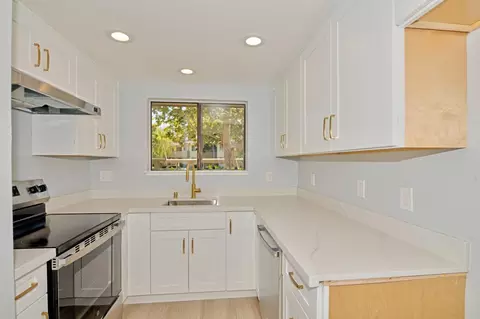 Kitchen - 1047 N Abbott Ave, Milpitas, CA 95035 photo 2 of 3