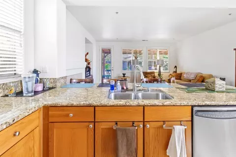 Kitchen - 1204 Palermo Dr, Salinas, CA 93905 photo 4 of 6