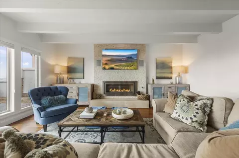 Living - 1058 Via Tornasol, Aptos, CA 95003 photo 3 of 3