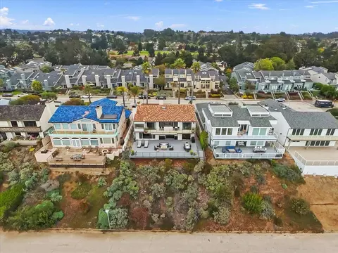 View/Area - 1058 Via Tornasol, Aptos, CA 95003 photo 4 of 5