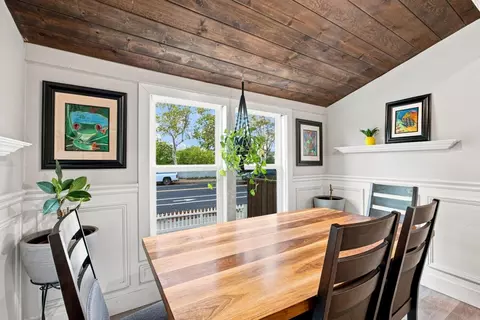 Dining - 307 E 6th St, Gilroy, CA 95020 photo 2 of 4