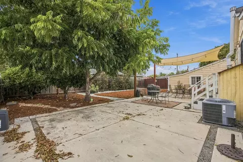 Exterior - 307 E 6th St, Gilroy, CA 95020 photo 11 of 12