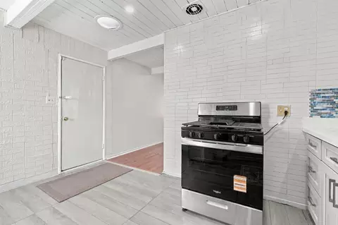 Entry Way - 1582 Magazine St, Vallejo, CA 94591 photo 1 of 1