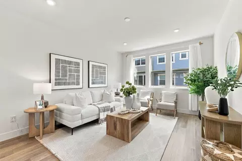 931 Noble Fir Ter 4, Sunnyvale, CA 94086