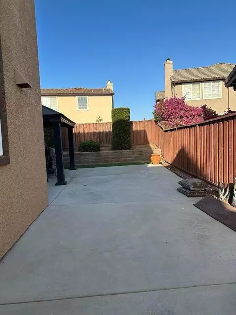 Exterior - 1221 Modena St, Salinas, CA 93905 photo 7 of 21