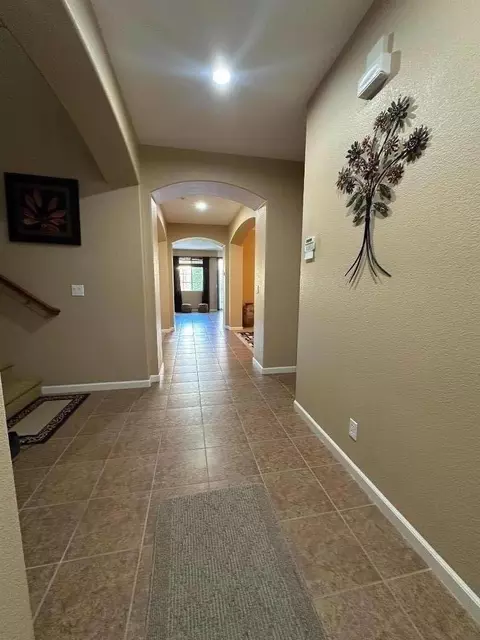 Entry Way - 1221 Modena St, Salinas, CA 93905 photo 3 of 16